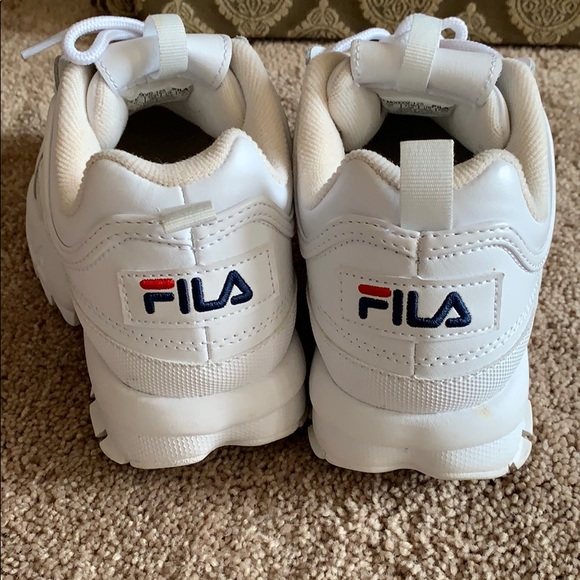 FILA!!! ππ - Picture 2 of 4
